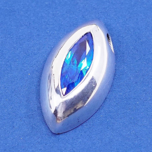 vtg Sterling silver handmade pendant, solid 925 silver with sapphire