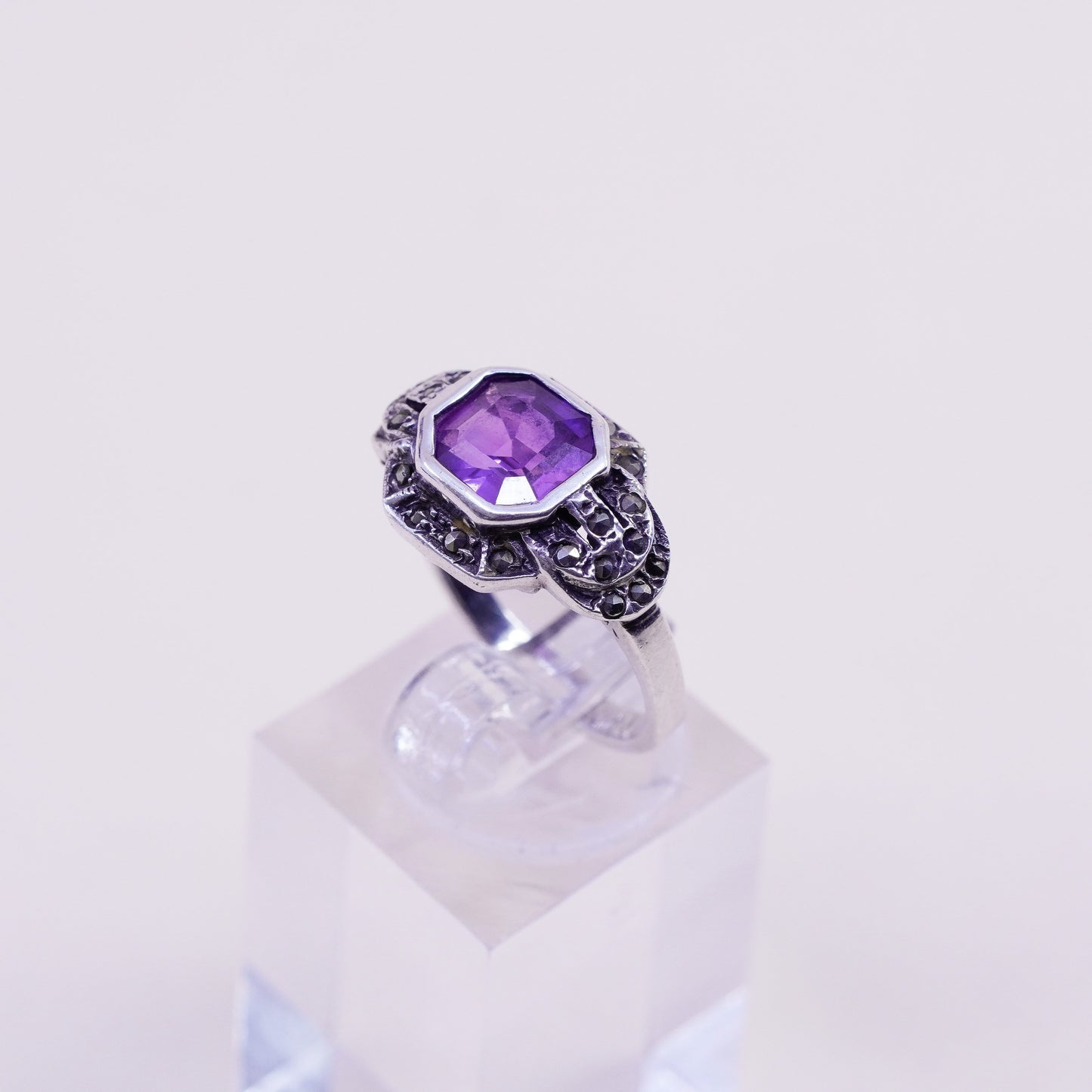 Size 6.25, Vintage sterling 925 silver handmade ring with amethyst marcasite