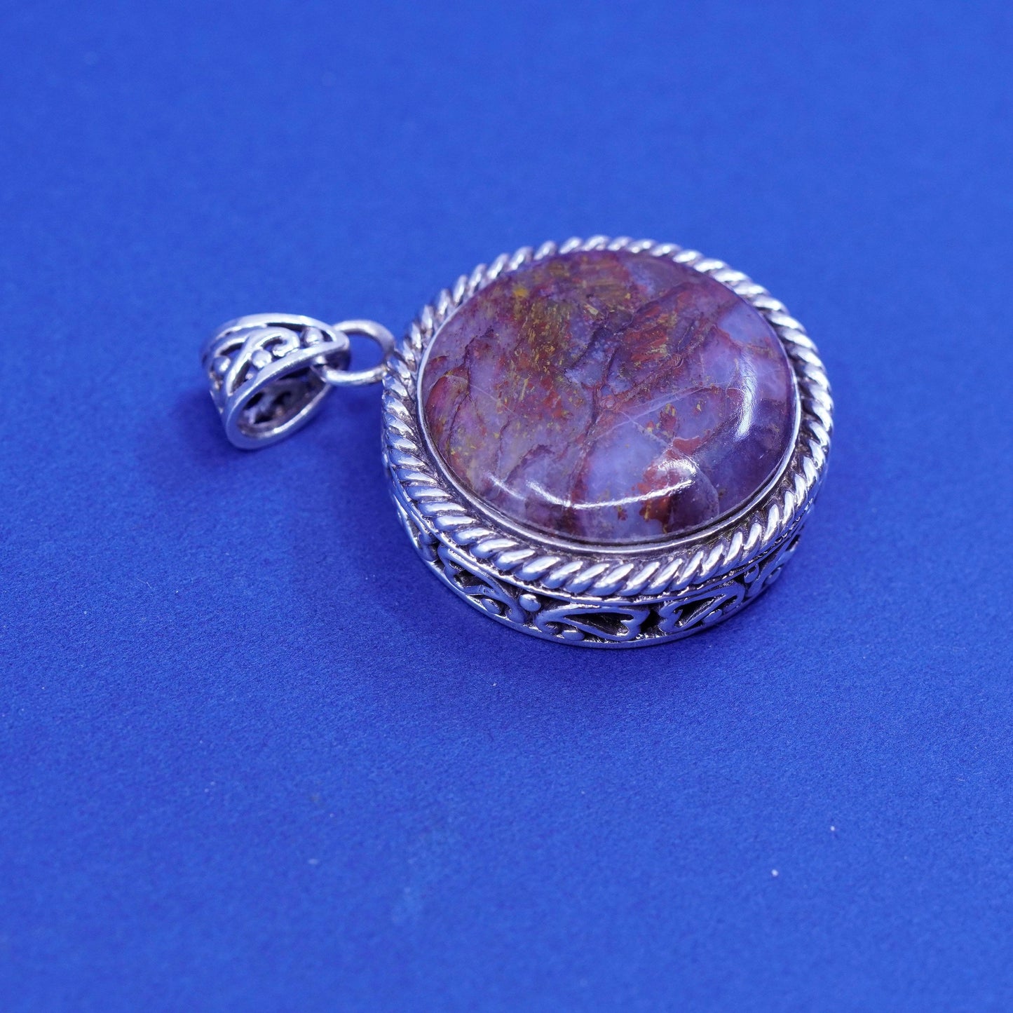 Vintage NK sterling 925 silver handmade pendant round red agate filigree base