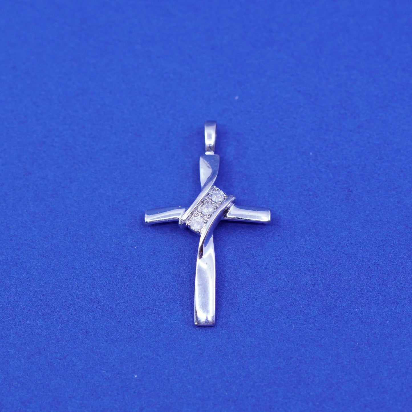 Vintage Sterling silver handmade pendant, 925 cross with Cz