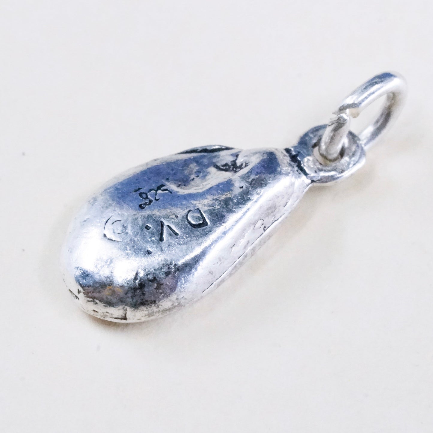 Vintage DV sterling silver Nugget charm, 925 pendant with “mom” embossed