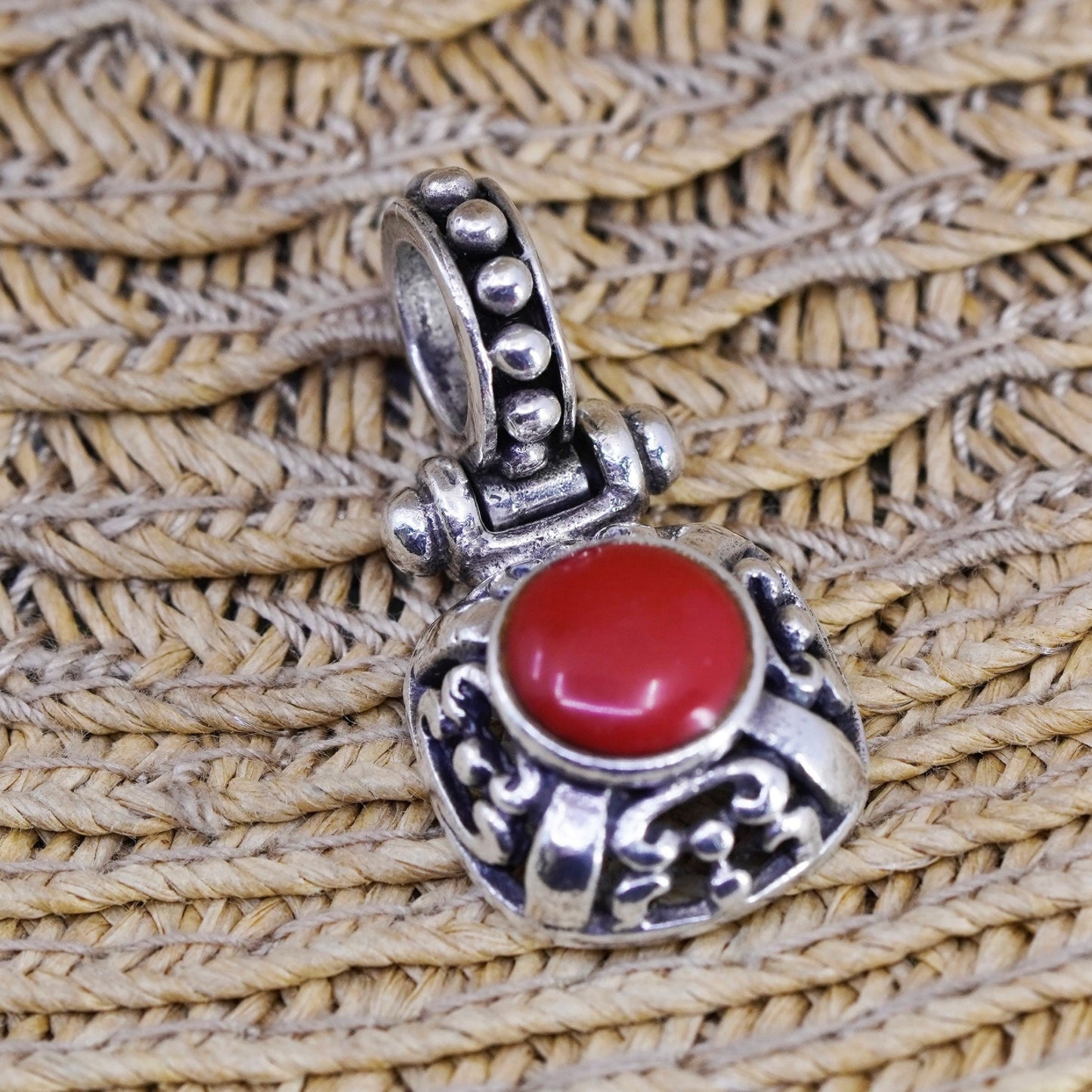 Vintage Sterling 925 silver handmade pendant red onyx and beads