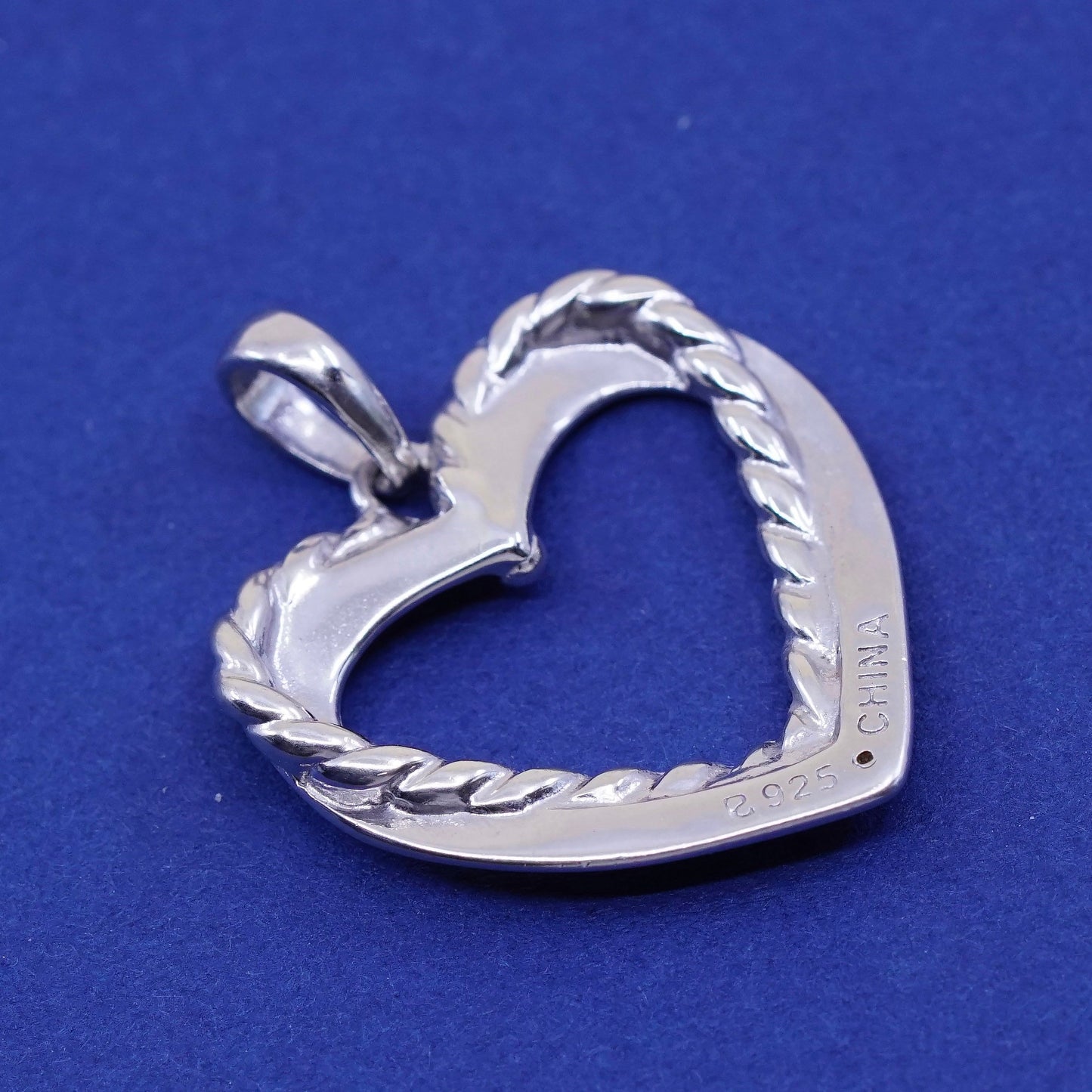 Vintage Sterling 925 silver heart pendant with diamond