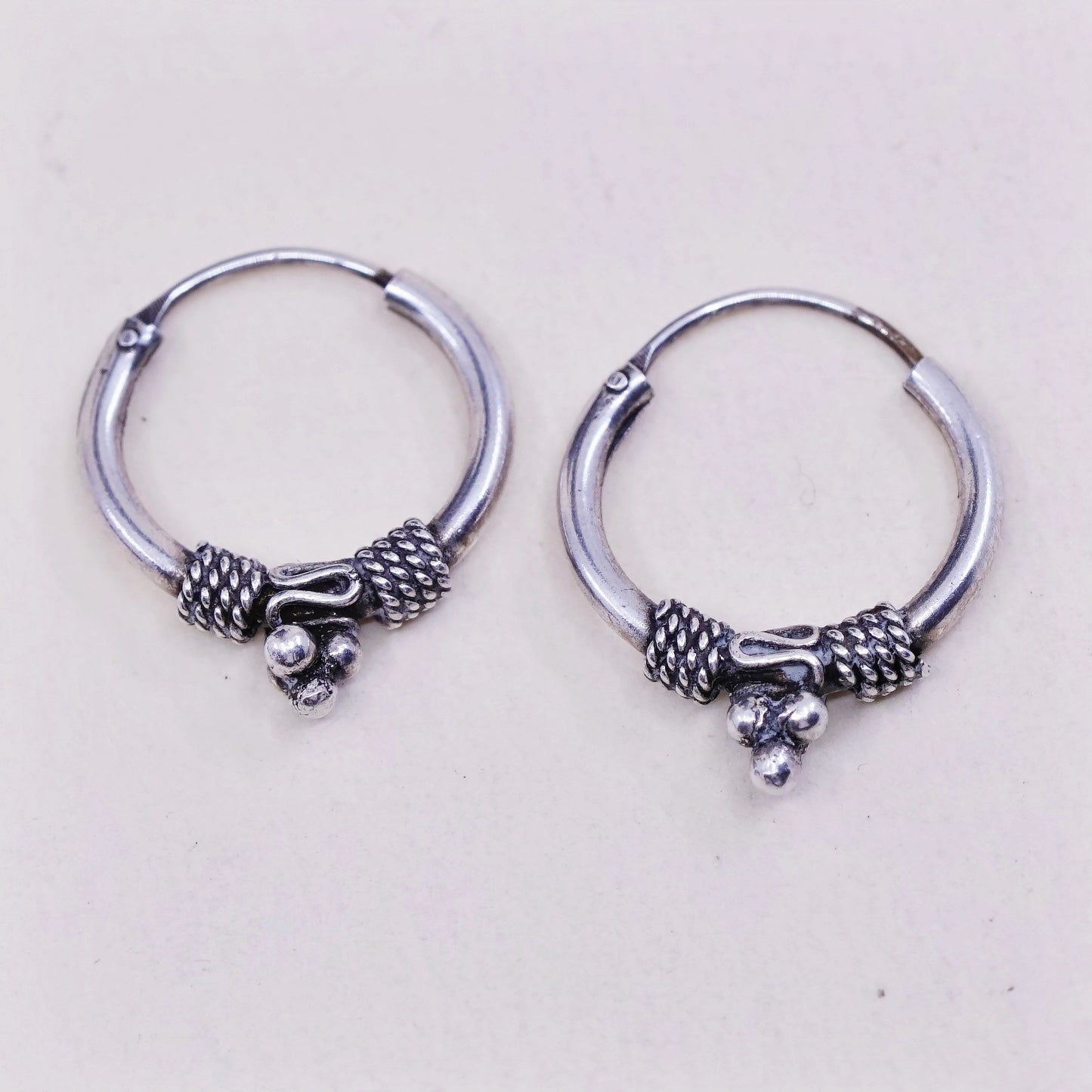 0.5”, Vintage sterling silver loop earrings, minimalist, 925 twisted hoops