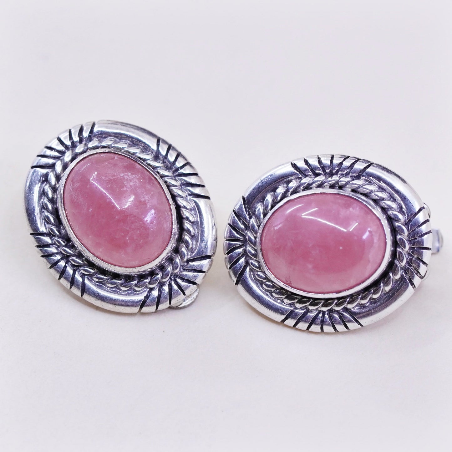 Native American Vintage handmade 925 Sterling earrings, 925 clip on w/ quartz