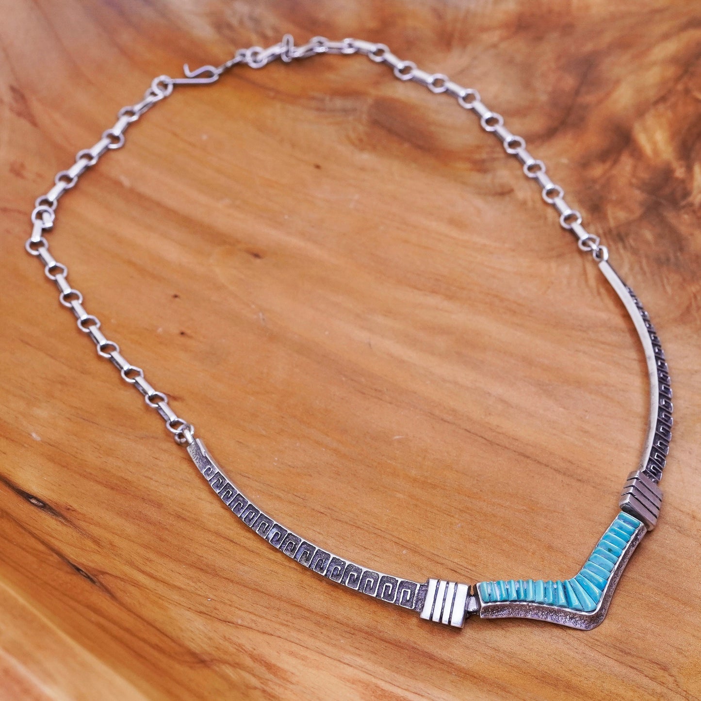 18”. Native American Navajo elongated Greek key chain V necklace turquoise