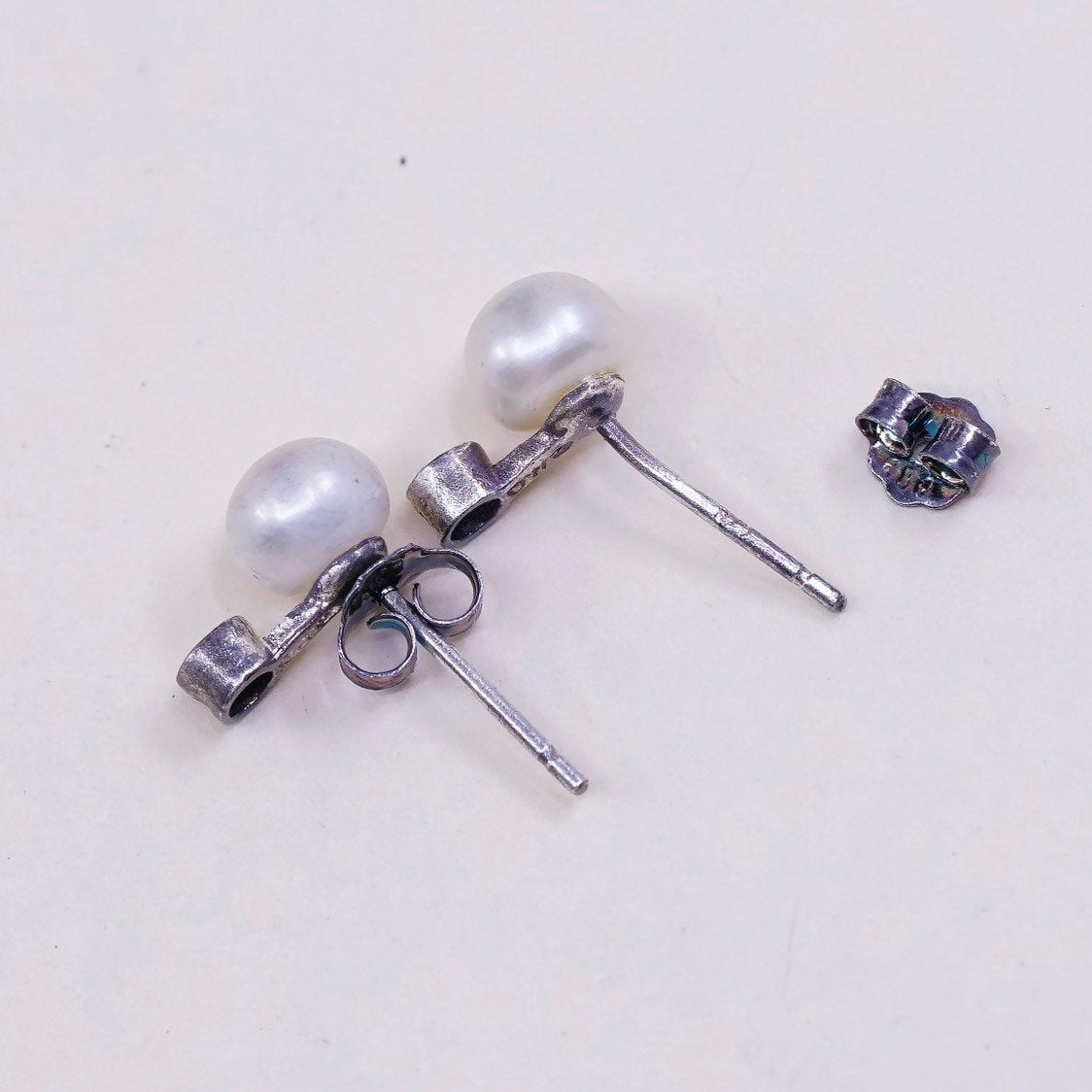 vtg Sterling silver handmade earrings, 925 studs w/ pearl n crystal
