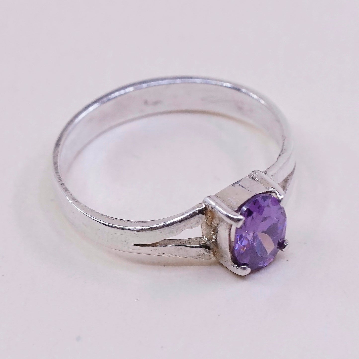 sz 7.25, vtg Sterling silver handmade ring, 925 silver w/ amethyst