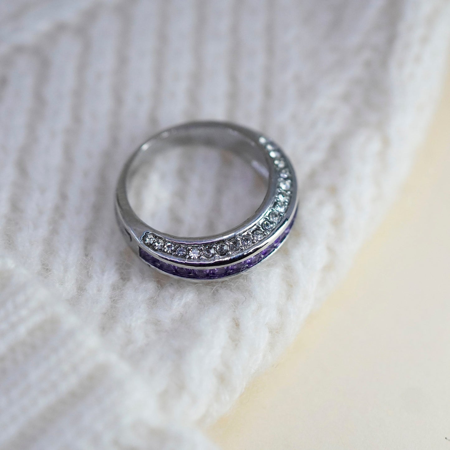 Size 7, vtg Sterling silver handmade cocktail ring, 925 band cluster amethyst