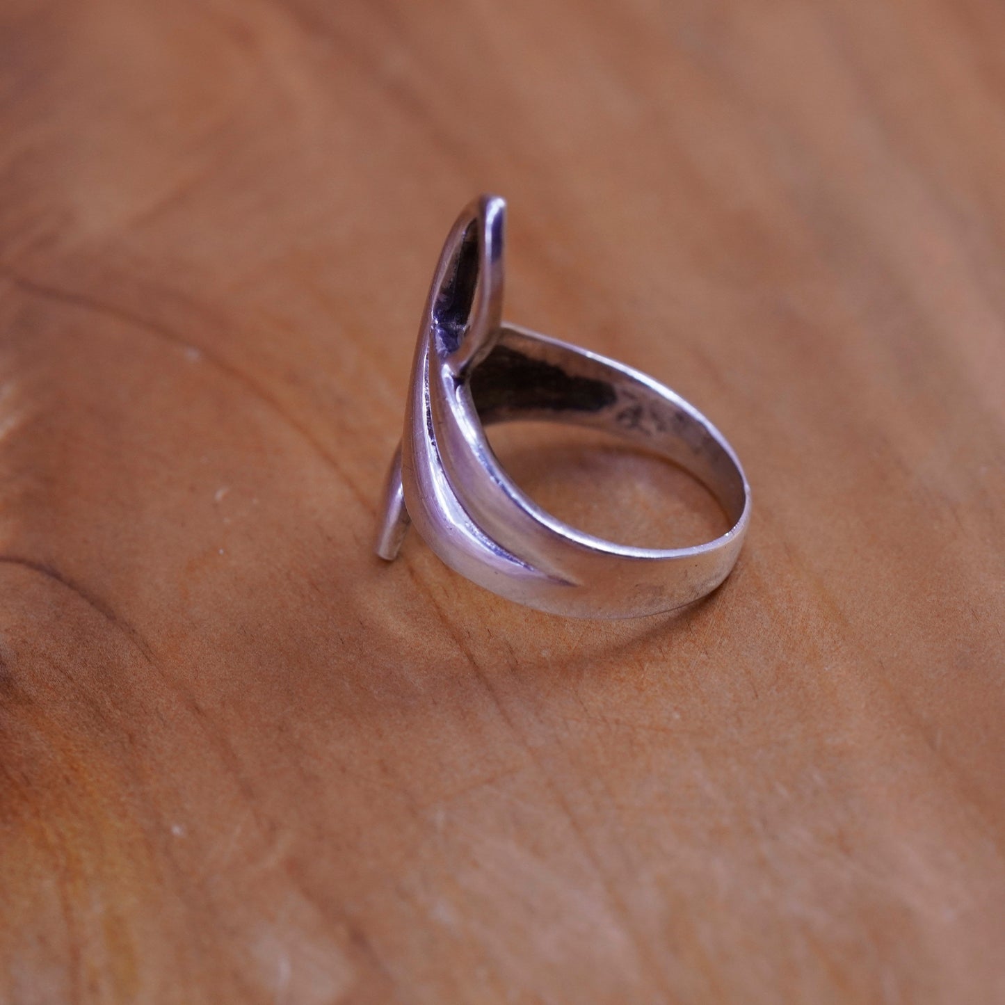 Size 6, vintage Sterling silver handmade ring, Modern 925 wavy band
