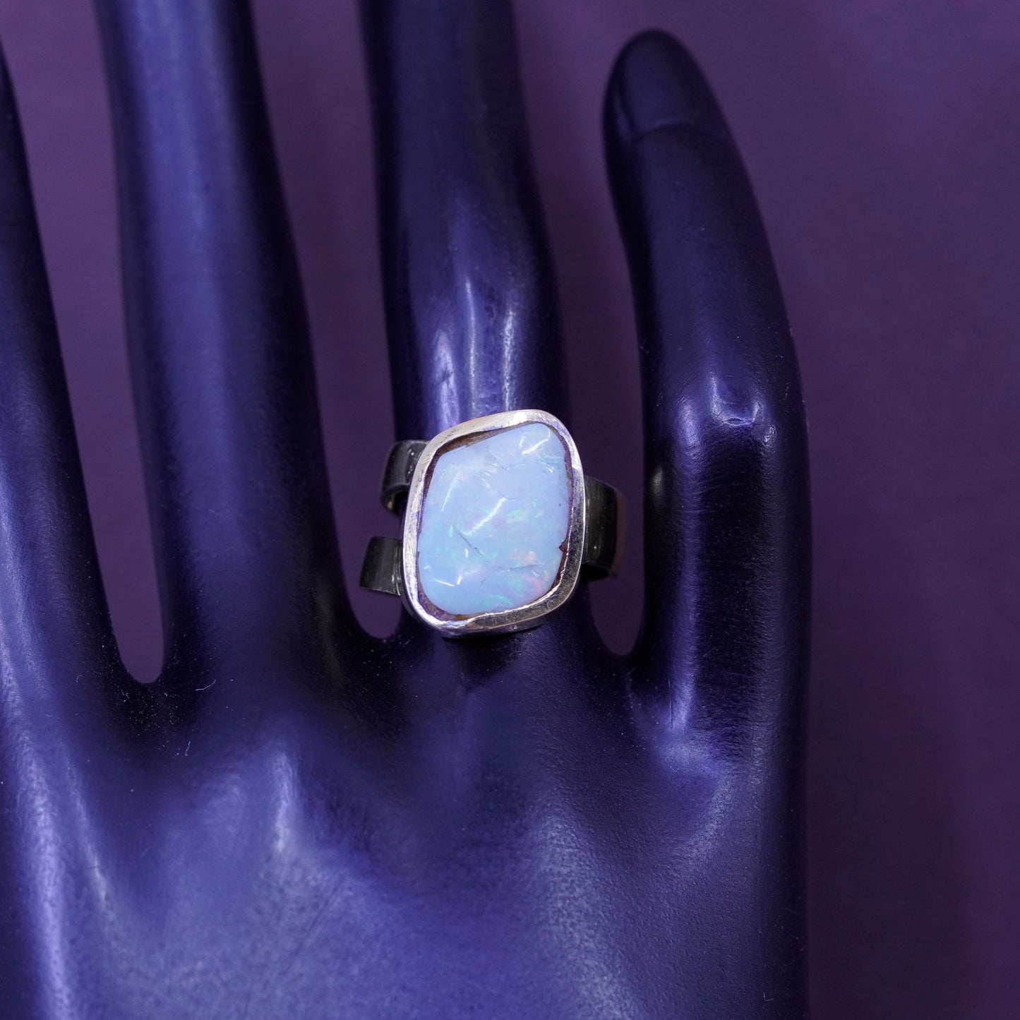 Size 7, vintage vermeil gold over Sterling 925 silver modern ring with opal