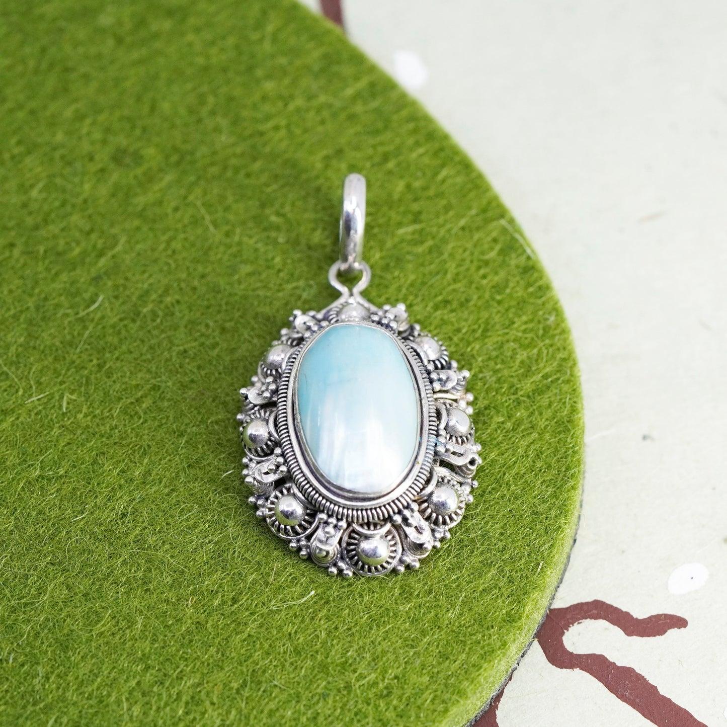 Vintage handmade sterling 925 silver pendant with oval pearl