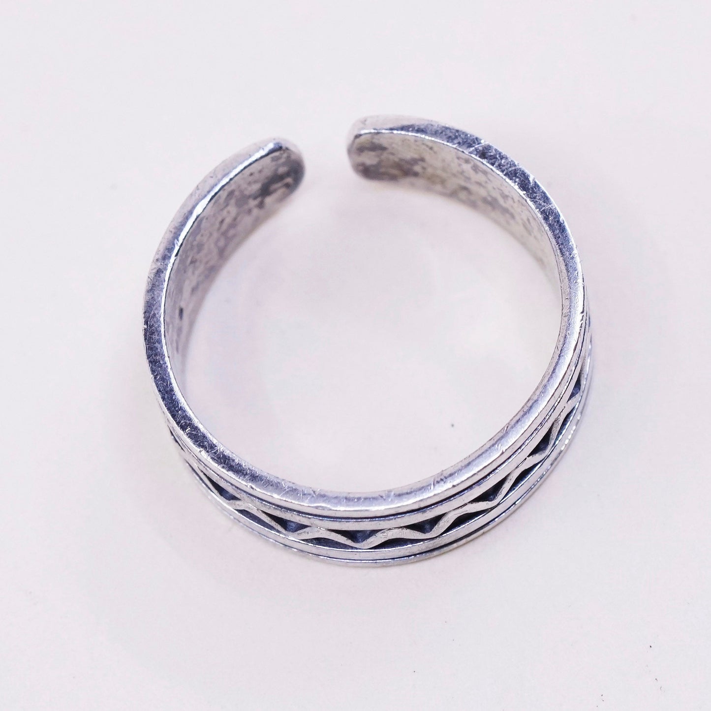 sz 8.75, vintage Sterling silver handmade ring, 925 open band w/ swirl wave