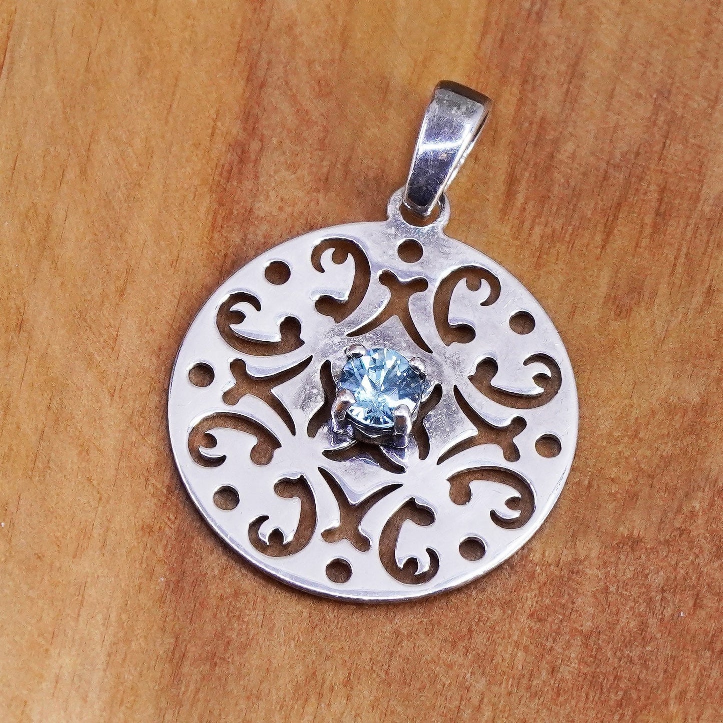 Vintage Sterling silver handmade pendant, 925 filigree circle with topaz