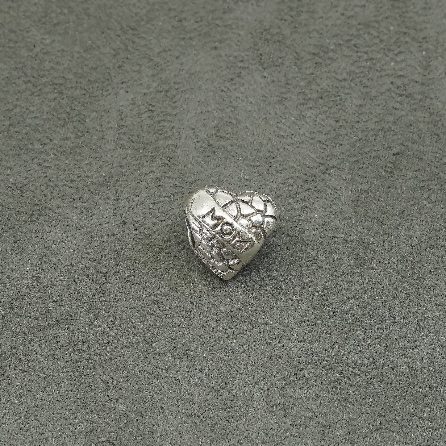 vtg IBB Sterling silver handmade pendant, 925 heart bead engraved “MOM”