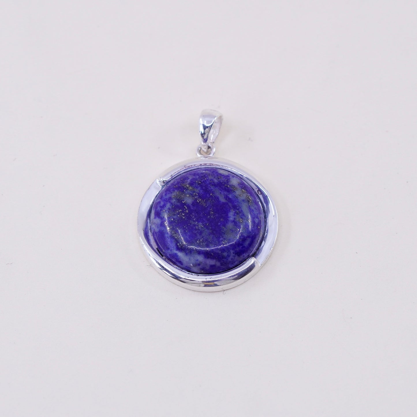 Vintage Sterling silver handmade pendant, 925 circle with round lapis lazuli