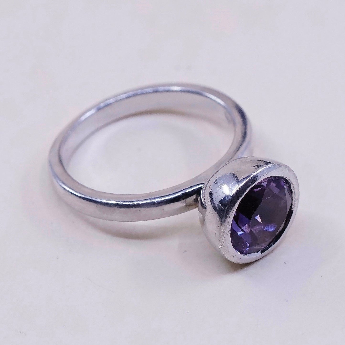 Size 7, vintage J&T Sterling silver handmade cocktail ring, 925 with amethyst