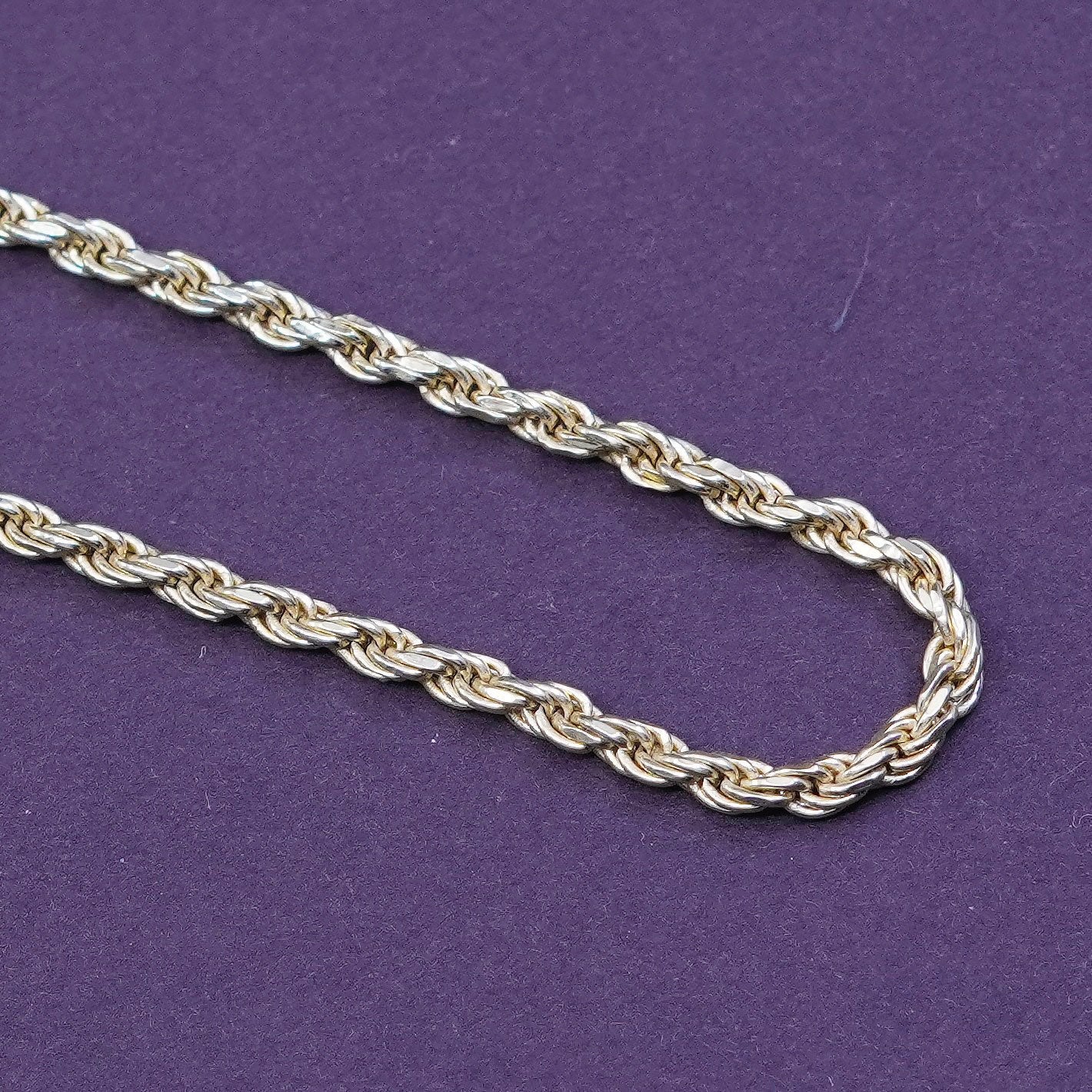 20”, vermeil gold Sterling silver necklace, Italy 925 diamond cut rope chain