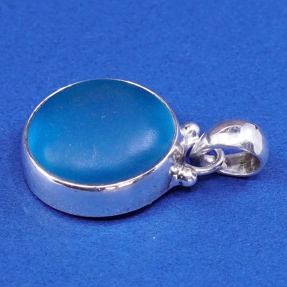 vtg sterling silver handmade pendant, 925 w/ blue Matt glass