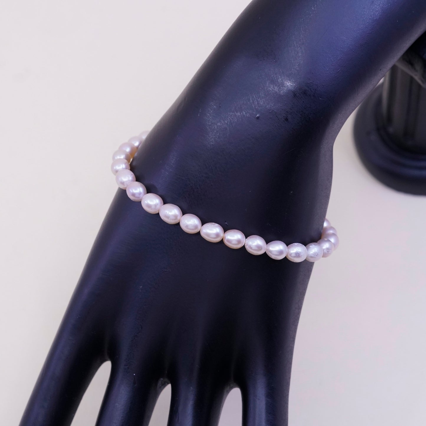7”, Vintage handmade pink pearl bracelet with elastic band