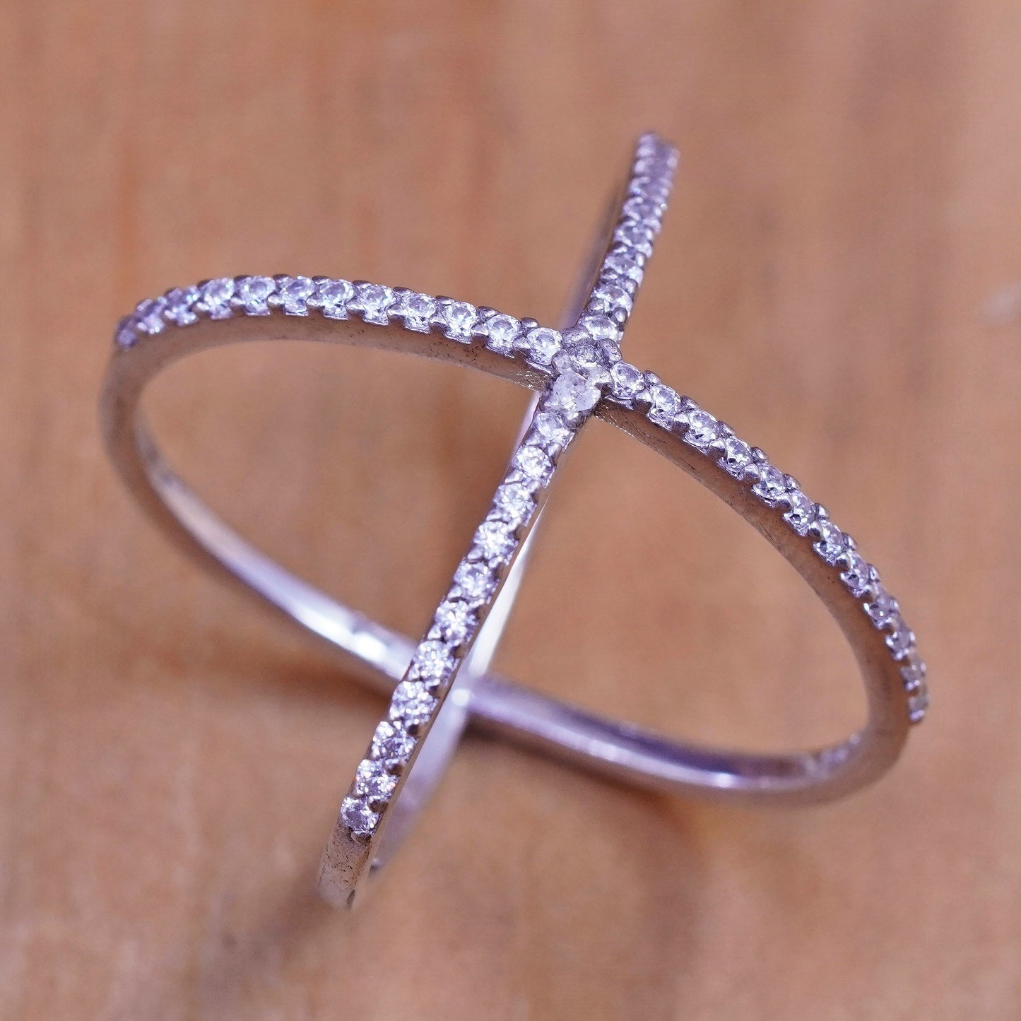 Size 7.5, vintage Sterling silver handmade ring, 925 cross band with cz