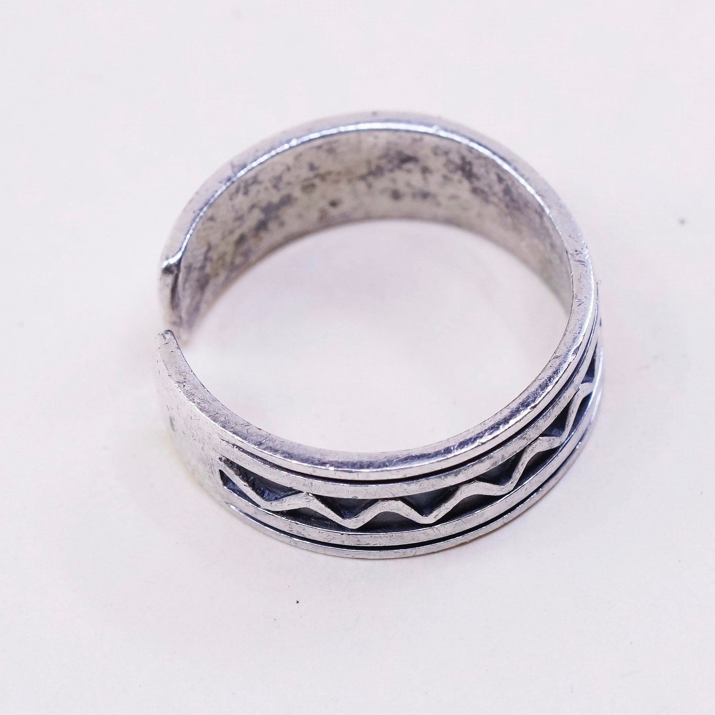 sz 8.75, vintage Sterling silver handmade ring, 925 open band w/ swirl wave