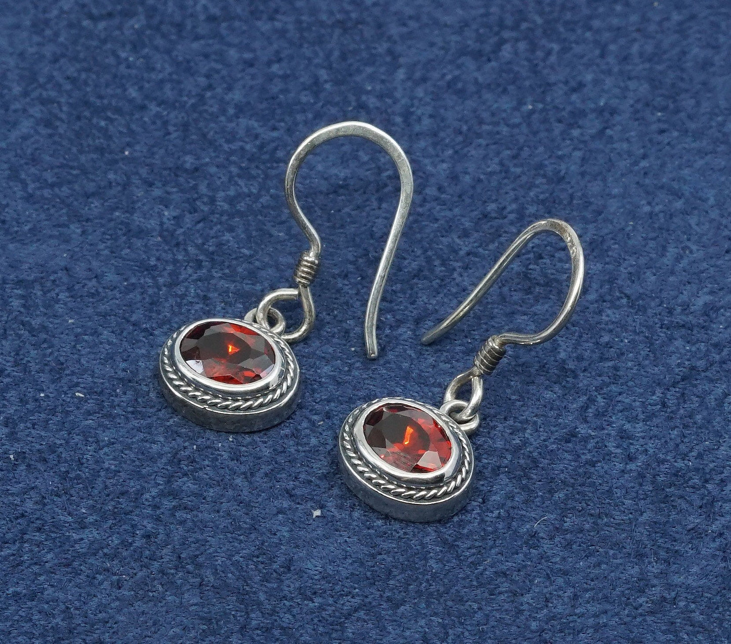 vtg Sterling silver handmade earrings, 925 w/ Ruby N rope around details