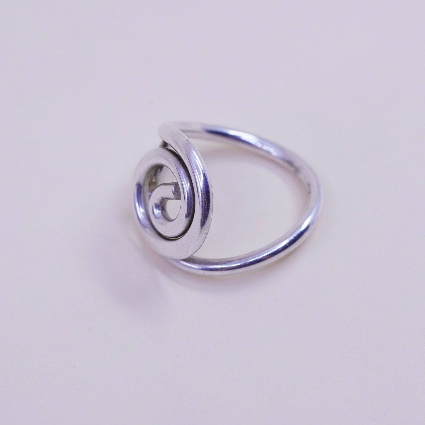 Size 6, vintage sterling silver handmade ring, Mexico 925 swirl pattern