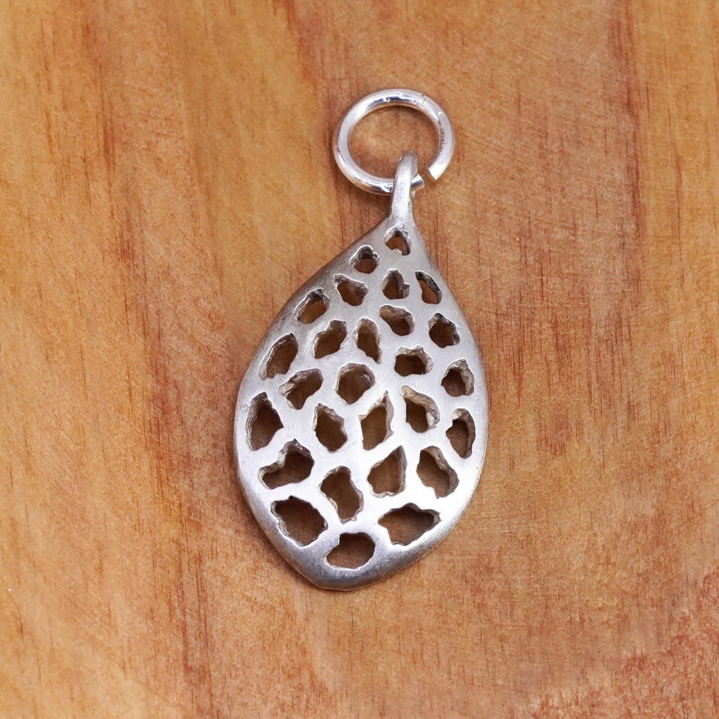 Vintage Sterling silver handmade pendant, filigree leaf 925 charm