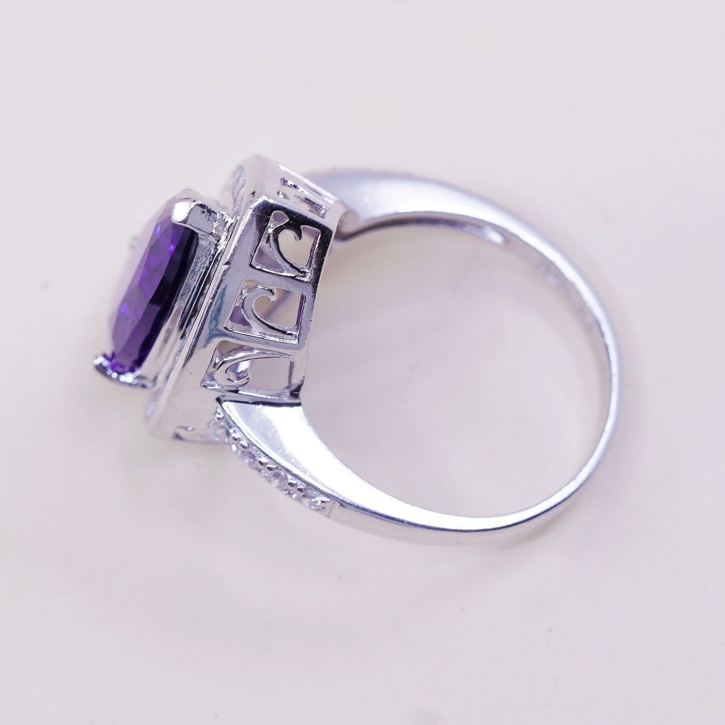 sz 7.25, vtg white gold coated sterling 925 ring w/ teardrop amethyst N Cz