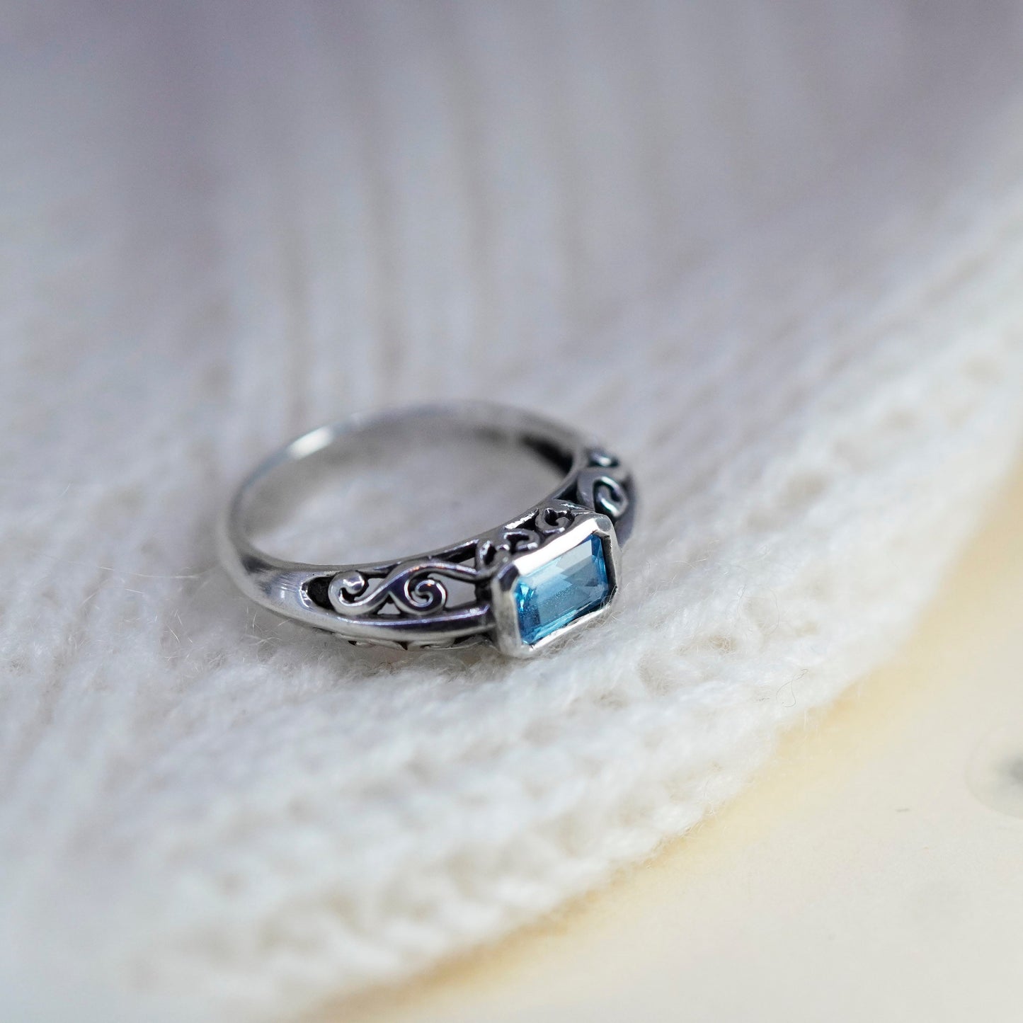 Size 6, vintage Sterling silver ring, 925 stackable filigree band w/ blue topaz