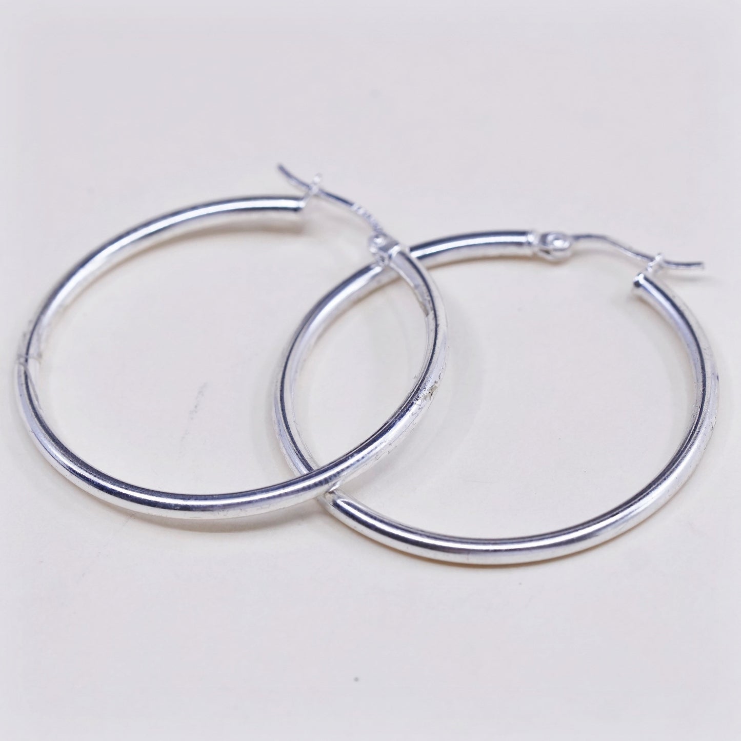 1.25", vtg sterling silver loop earrings, fashion minimalist primitive hoops