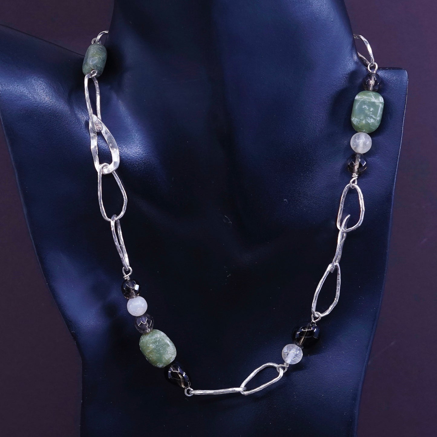 17”, vtg silpada Sterling silver handmade necklace, textured 925 chain w/ jade