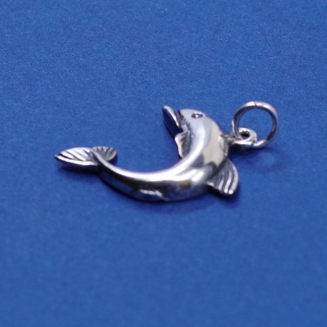 vtg Sterling silver handmade Dolphins pendant, 925 charm, stamped 925, ocean