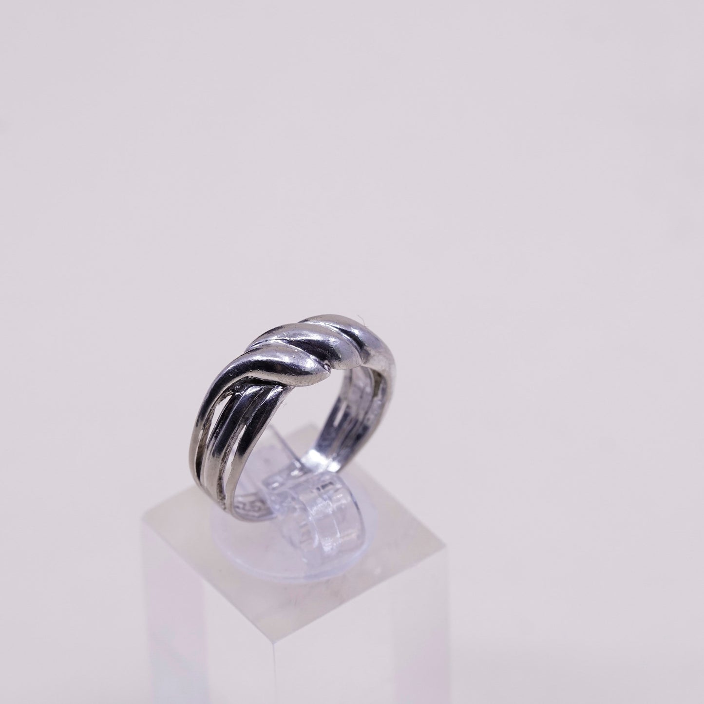 vtg 6.5, sterling silver handmade ring, modern Mexico 925 ribbed wavy band