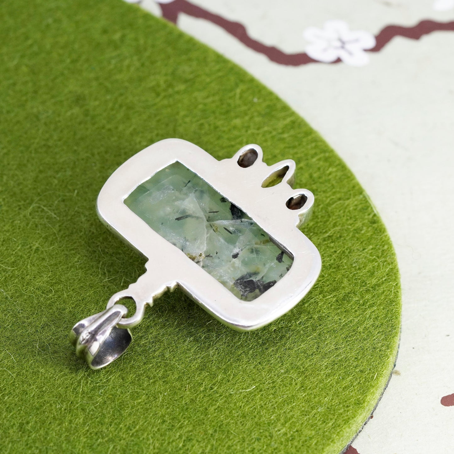 Vintage Sterling 925 silver handmade pendant with prehnite peridot and ruby