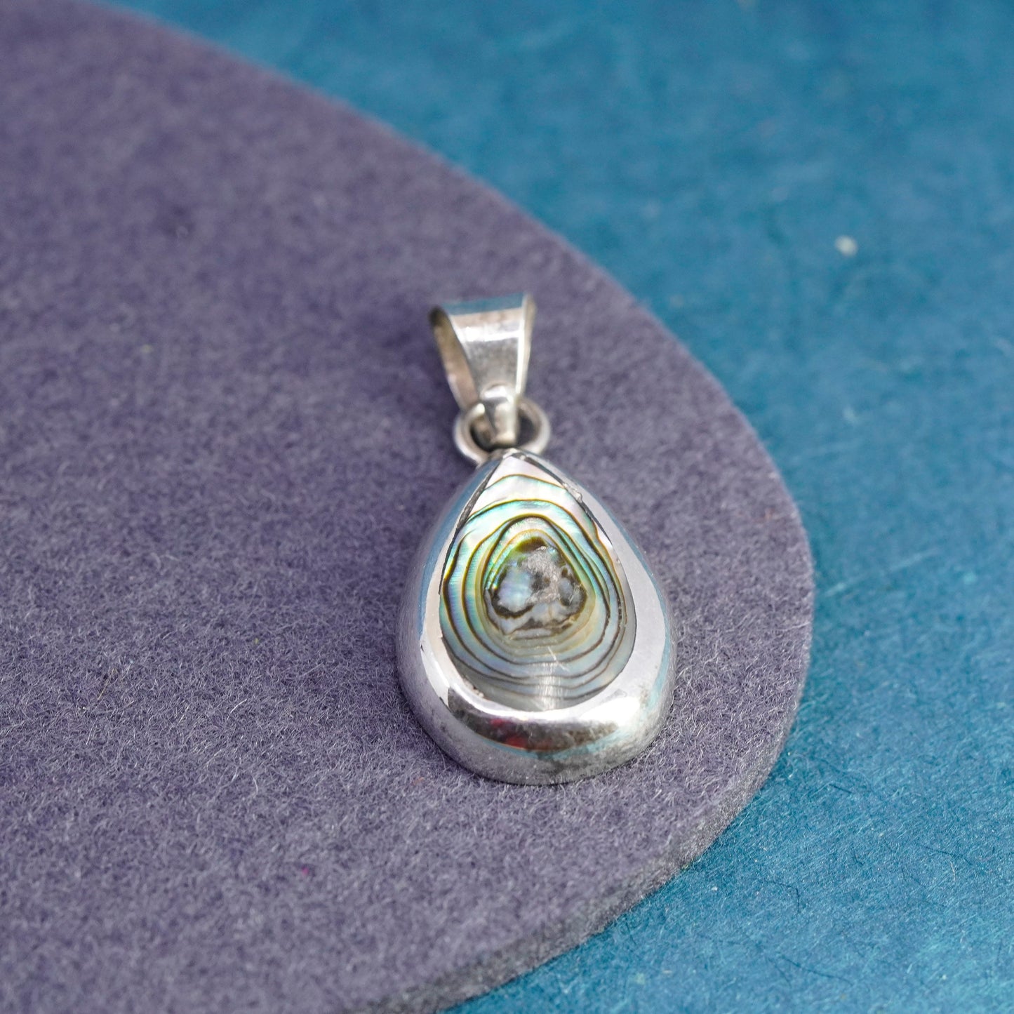 Vintage Sterling silver handmade pendant, 925 teardrop with abalone