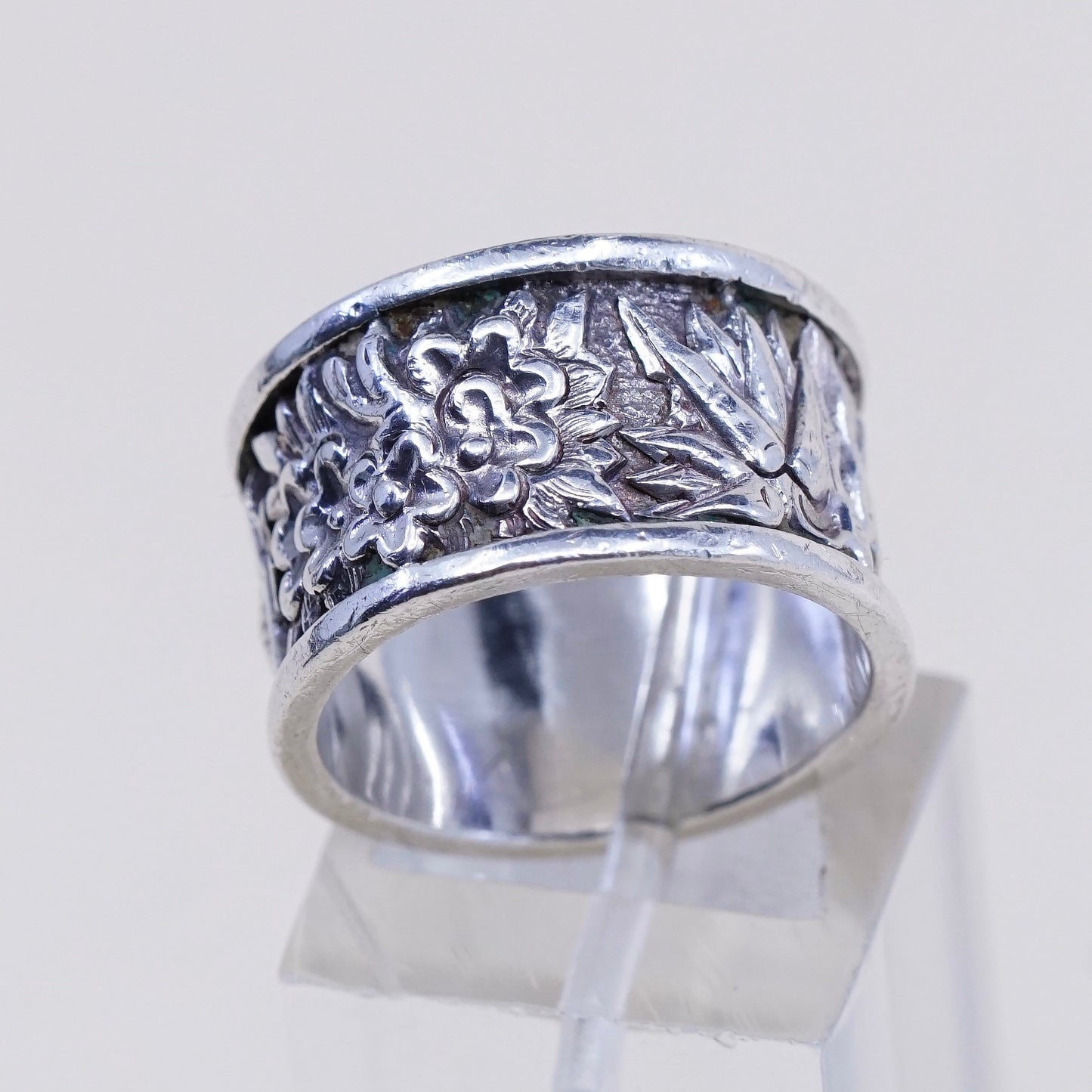 Size 6.25, Vintage sterling silver handmade ring, 925 band w/ flower N leaves