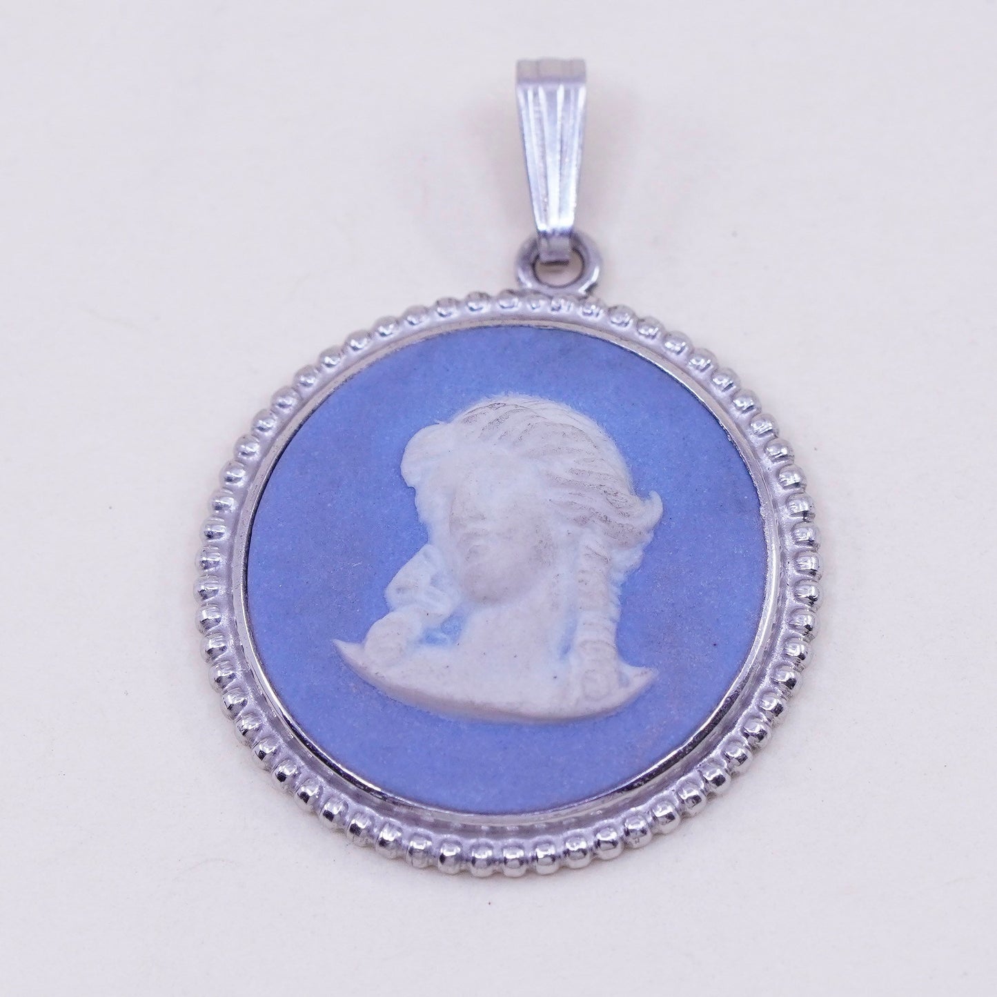 Wedgwood England Sterling silver pendant, 925 circle blue cameo carnelian girl