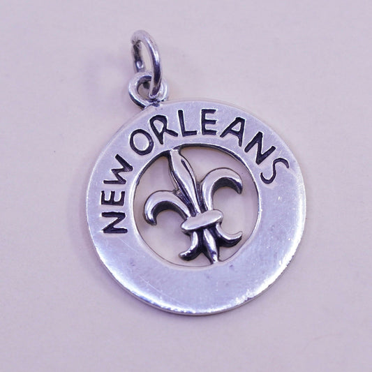 vtg sterling handmade traveler pendant, New Orleans 925 the fleur-de-lis tag