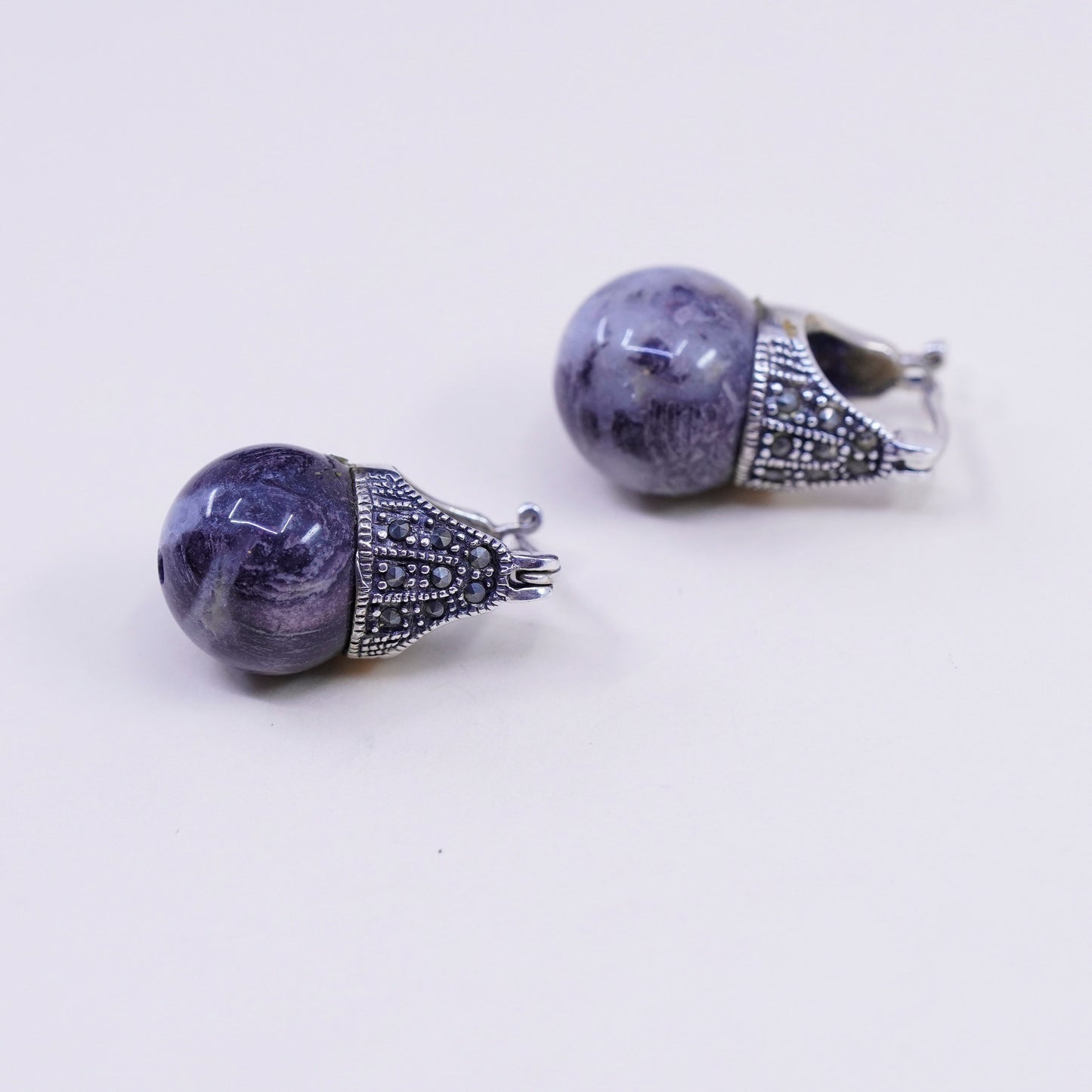 Vintage handmade 925 Sterling earrings, 925 Huggie with agate beads marcasite