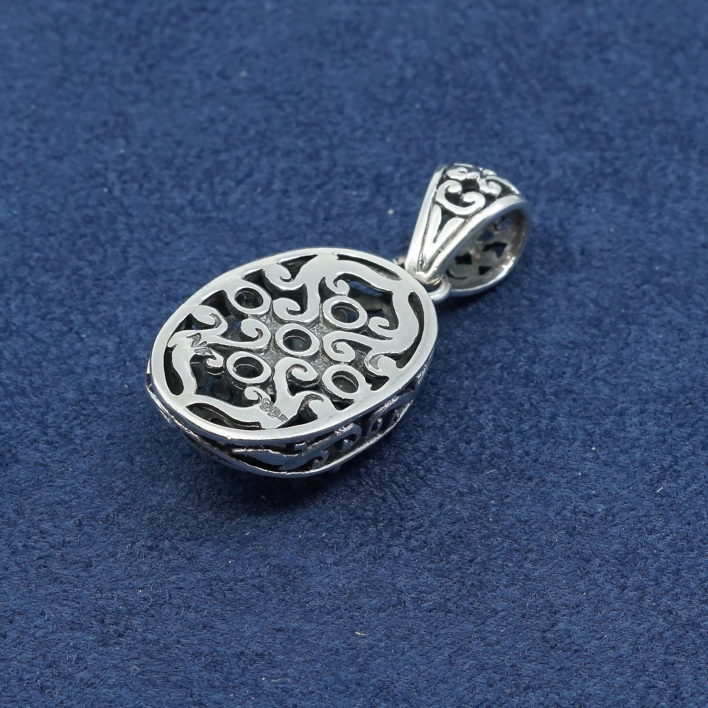 vtg Sterling silver handmade pendant, 925 filigree bali pendant