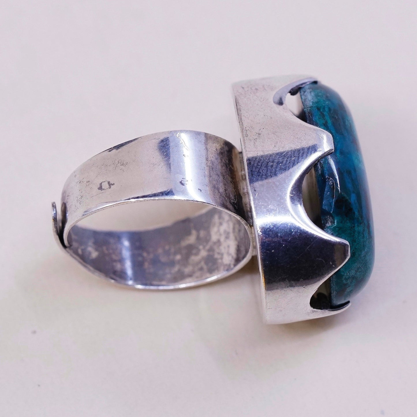 Size adjustable, vtg Israel handmade sterling silver statement w/ jade