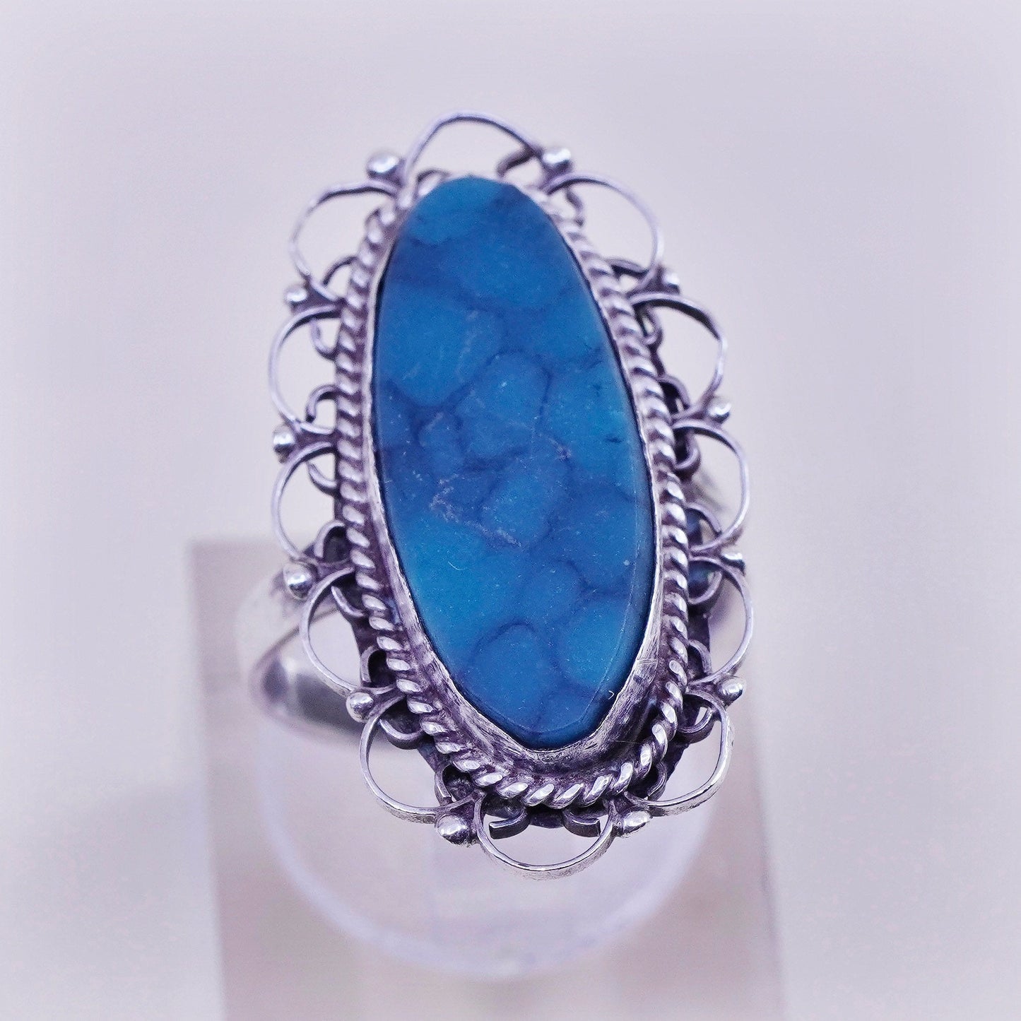 Size 4.5, Vintage sterling 925 silver filigree ring, with turquoise