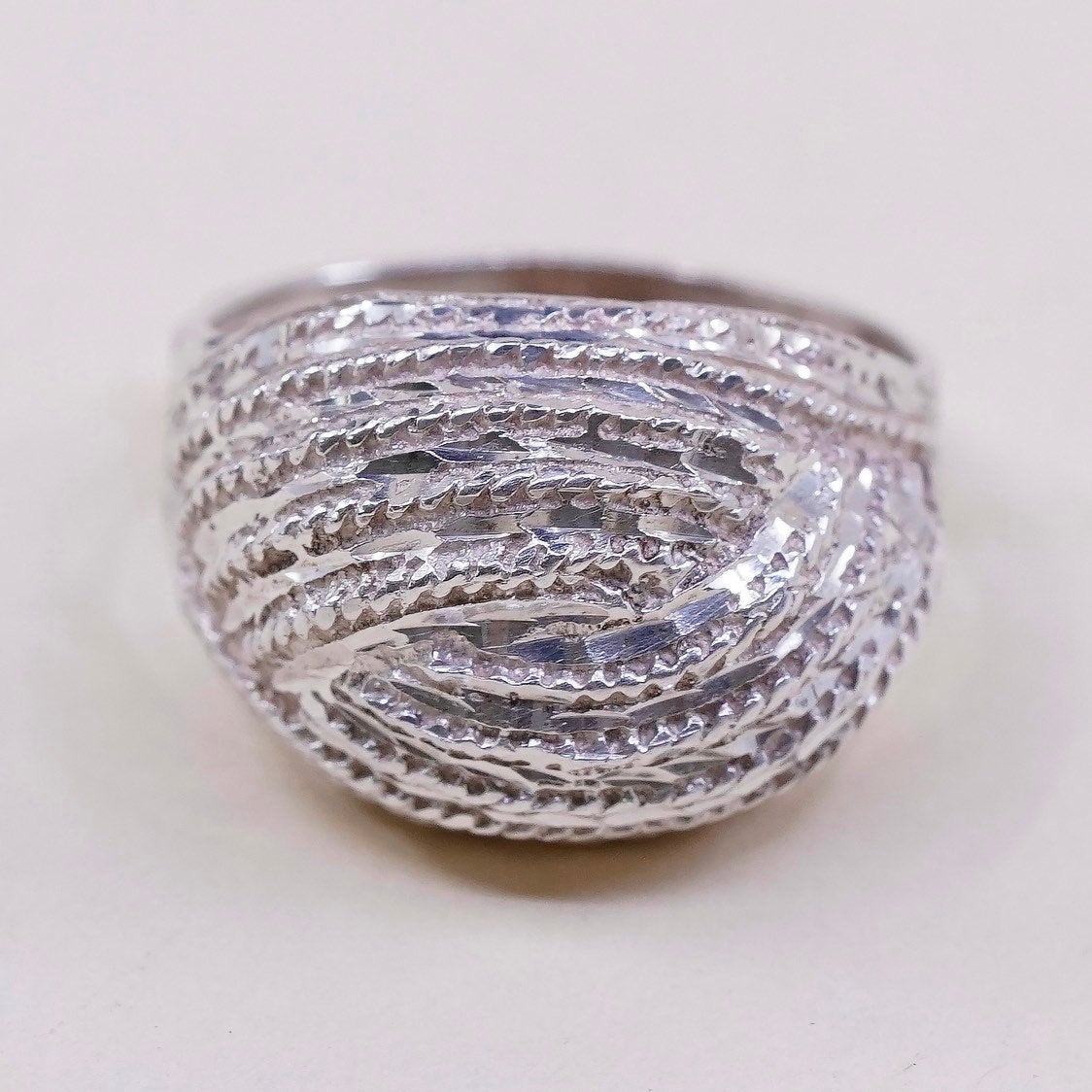 Size 9, vtg sterling silver handmade entwined ring, 925 cocktail band