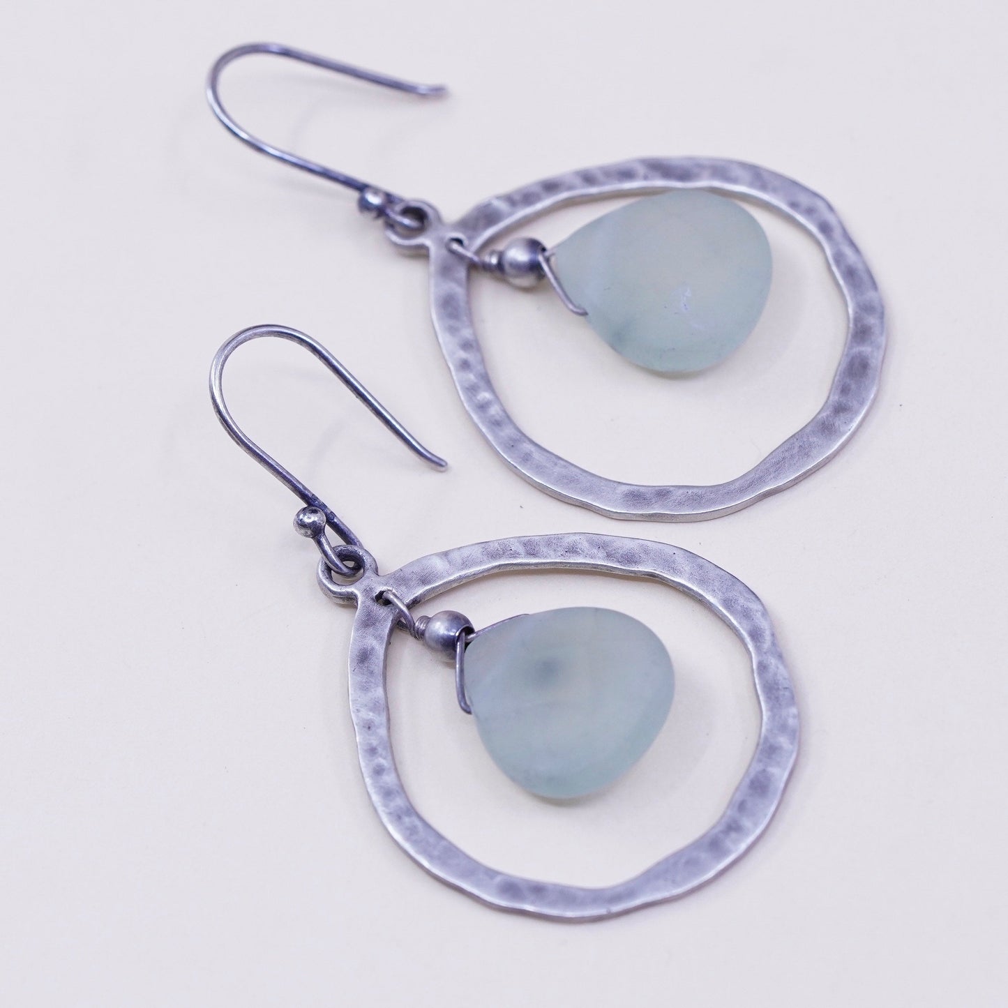 Retired Silpada Sterling 925 Silver Hammered teardrop Earrings with green grape stone, Stamped 925