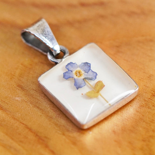 Vintage Sterling 925 silver square shaped pendant with resin flower