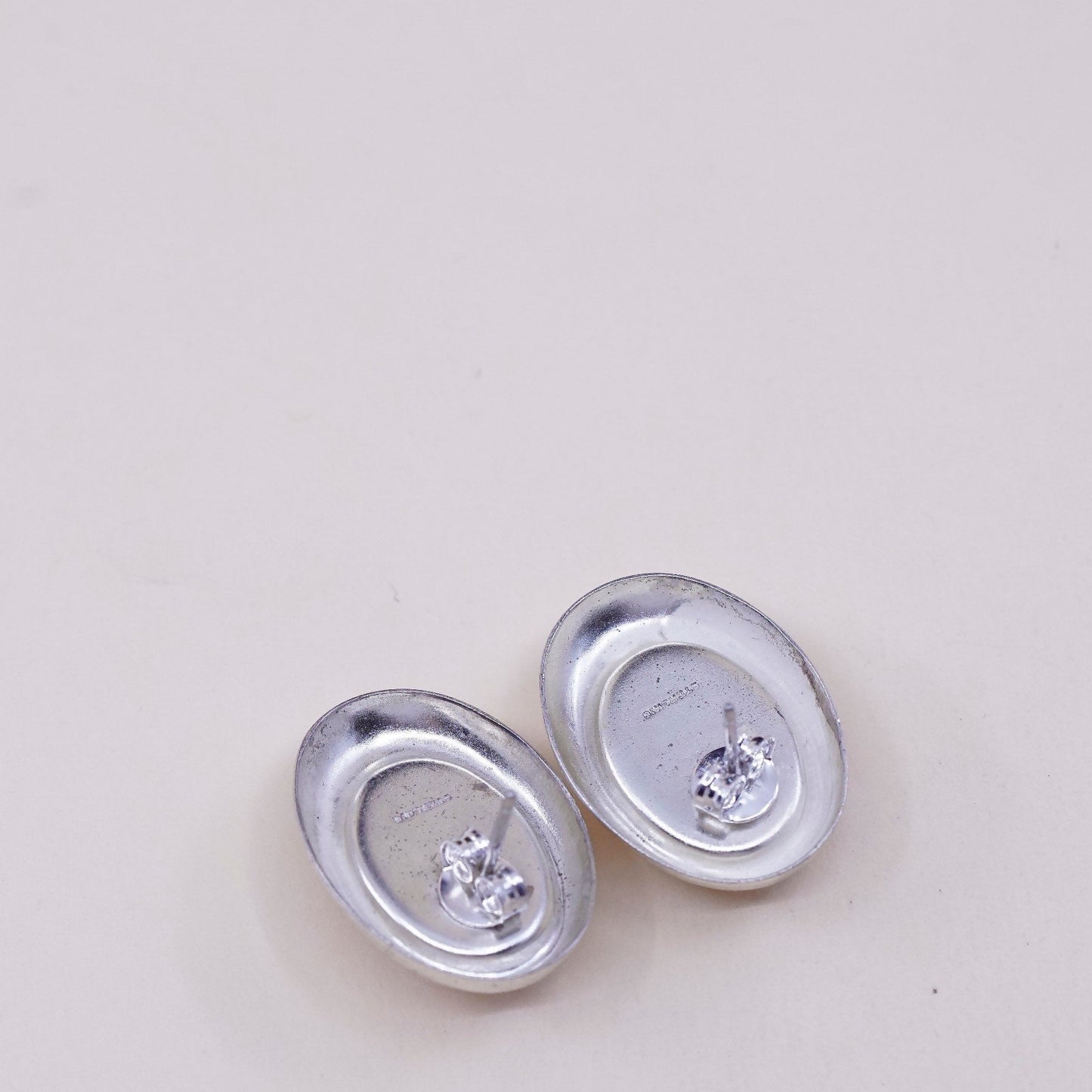 VTG Sterling silver handmade earrings, Native American 925 studs W/ pink MOP