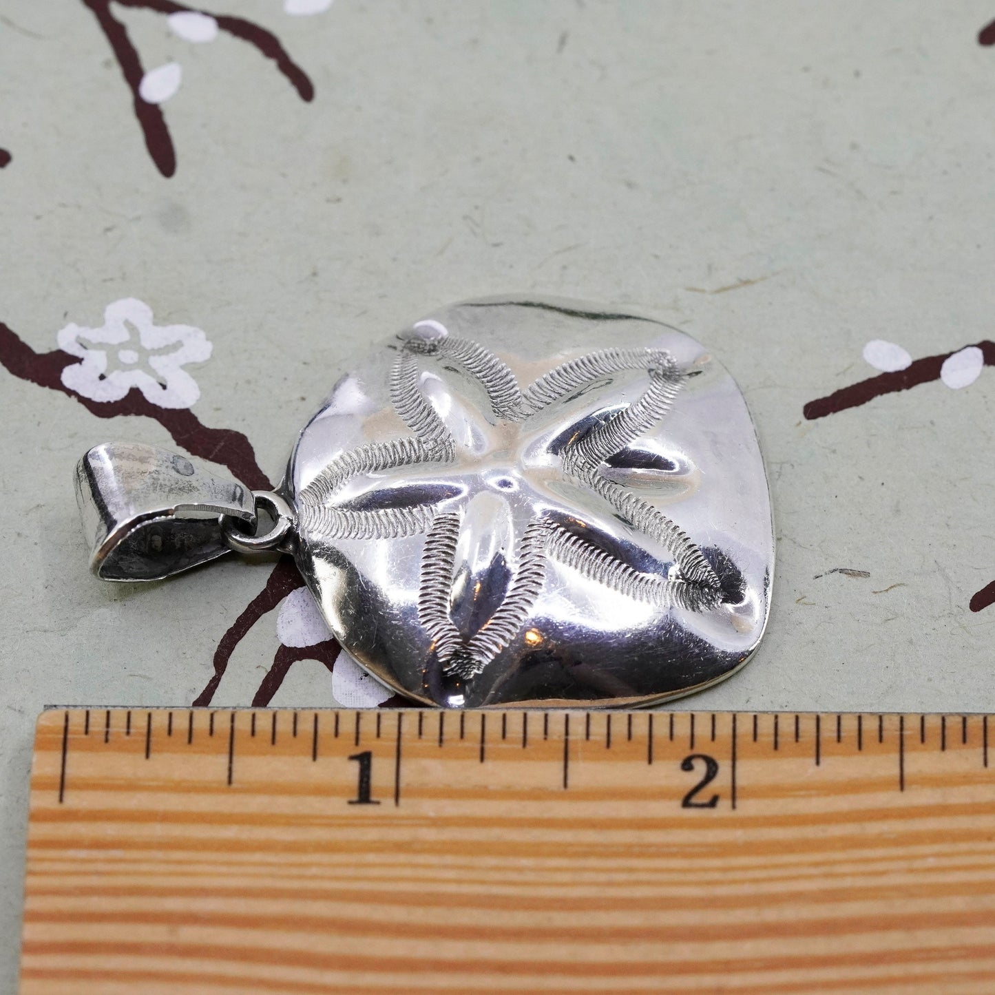 Vintage sterling silver handmade pendant, 925 sand dollar