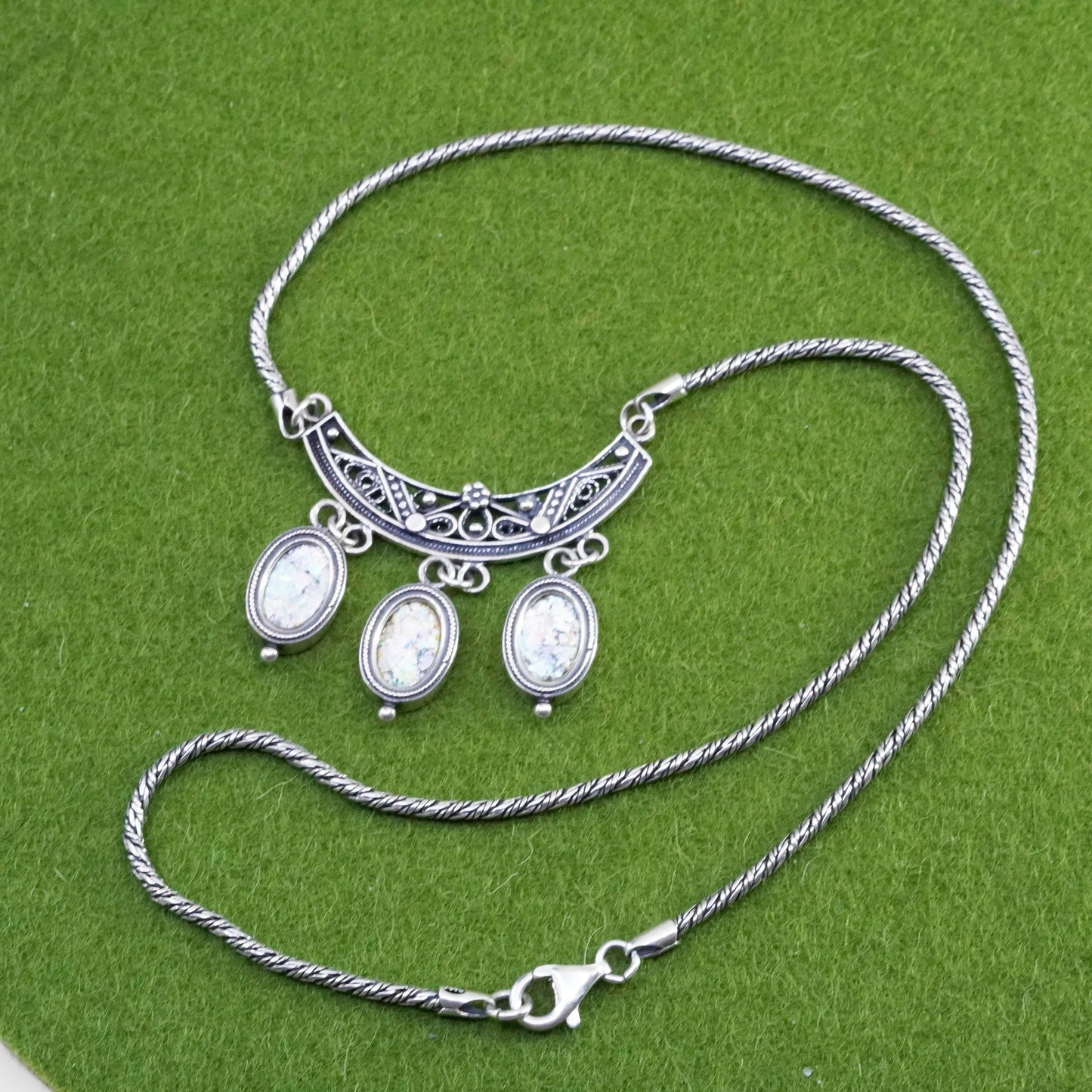 18”, Sterling silver necklace, 925 wheat chain w/ Roman glass filigree pendant